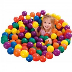 Többszínű műanyag labdák,...