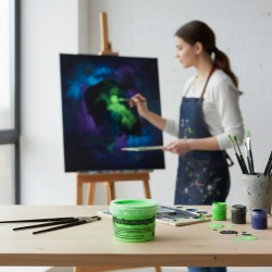 Foszforeszkáló festék, amely zölden világít a sötétben