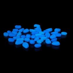 Pietricele fosforescente glow albastre lumineaza aqua