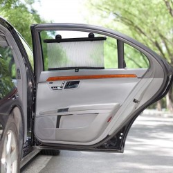 Parasolar auto retractabil pentru geamurile laterale, 40x45 cm, 2 bucati