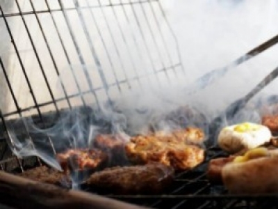 Top 5 indok, amiért érdemes befektetni egy faszenes grillsütőbe